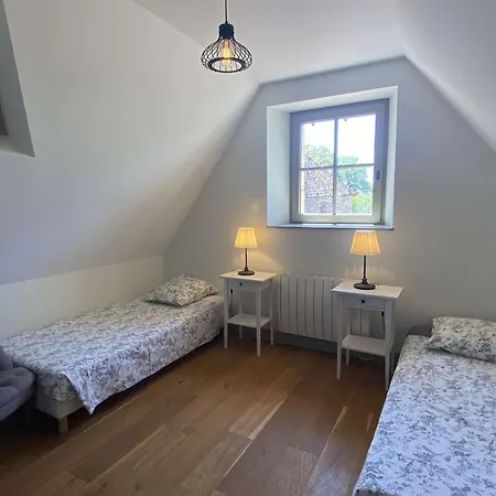Holiday home Maison En Pierre Avec Jardin Et Piscine Privee, Proche Tremolat Paunat